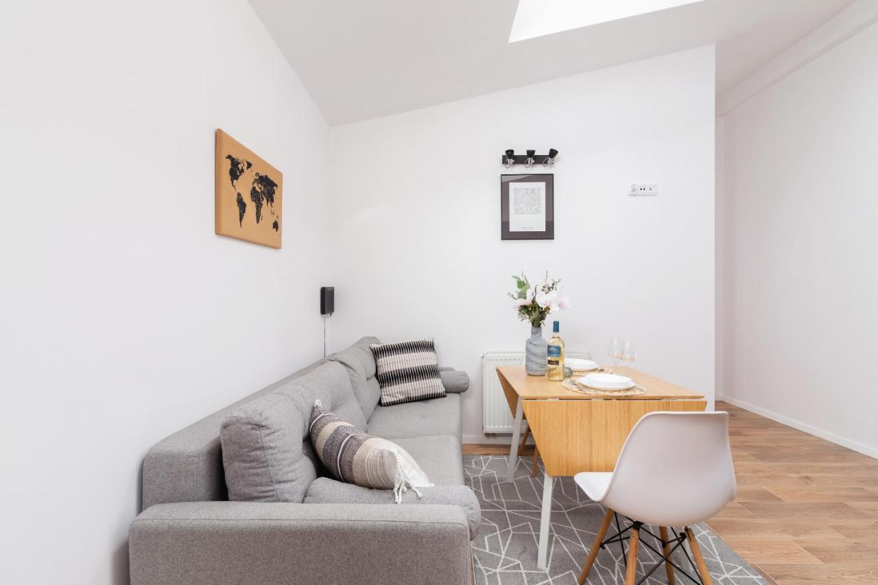 Radziwiłłowska Apartment Cracow Planty by Renters Kraków Zewnętrze zdjęcie