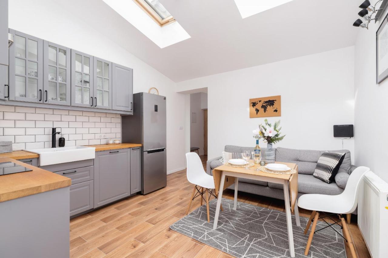 Radziwiłłowska Apartment Cracow Planty by Renters Kraków Zewnętrze zdjęcie
