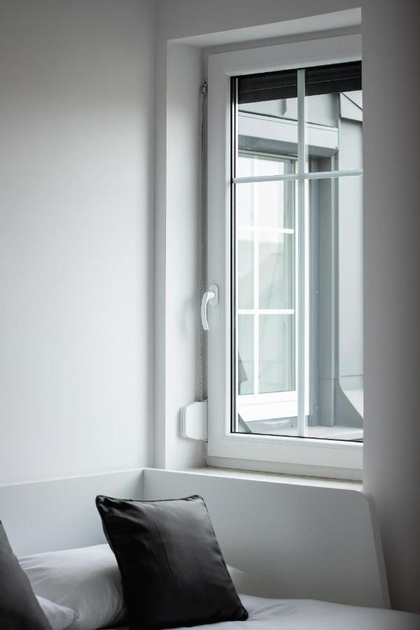 Radziwiłłowska Apartment Cracow Planty by Renters Kraków Zewnętrze zdjęcie