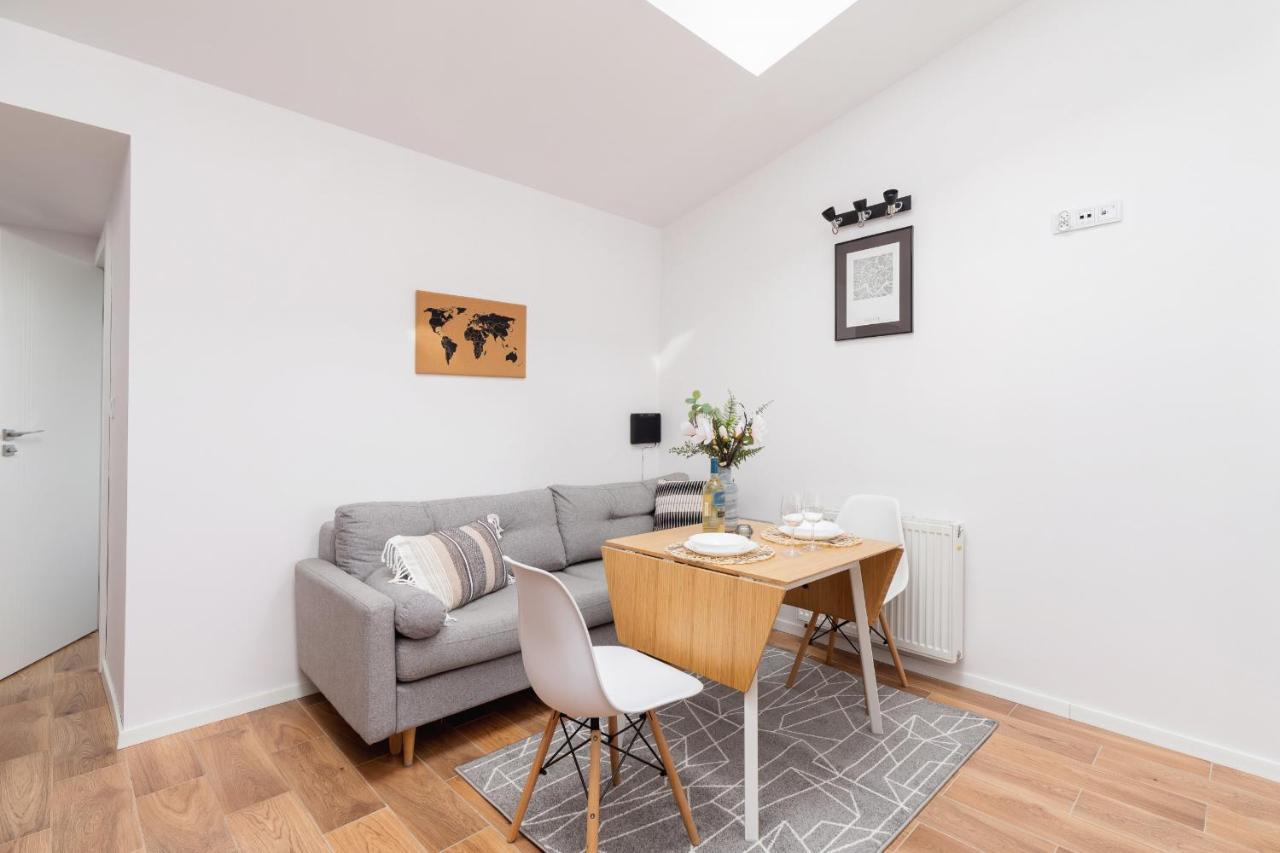 Radziwiłłowska Apartment Cracow Planty by Renters Kraków Zewnętrze zdjęcie